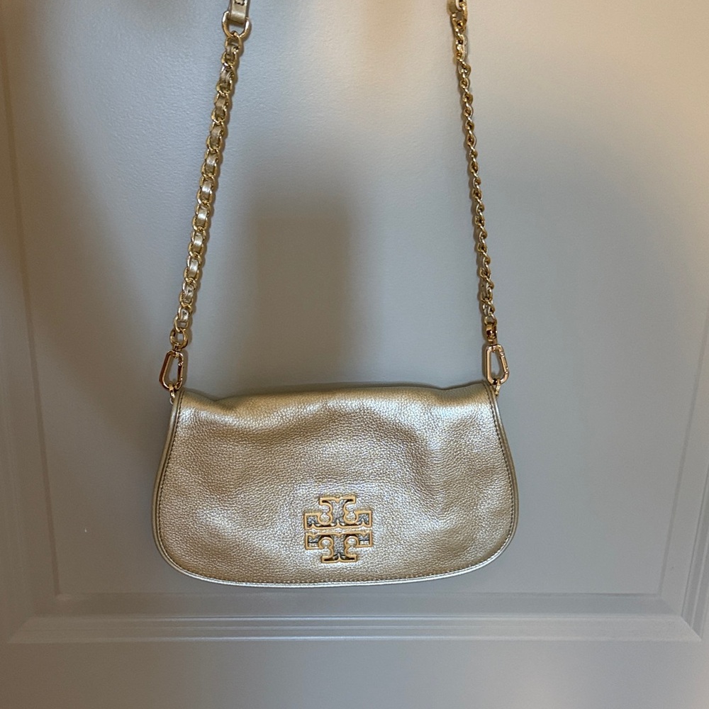 Gold Chain Shoulder Bag